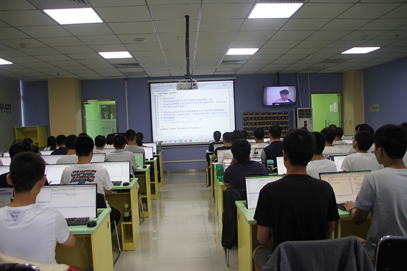 青島全棧式軟件測試工程師專業(yè)培訓(xùn)班 真實項目教學(xué)指導(dǎo)與教育軟件技術(shù)開發(fā)